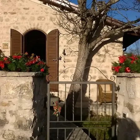 Дом отдыха La Casetta In Montagna Scontrone